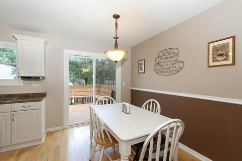 901 Perry Dr, Algonquin, IL 60102 photo 10
