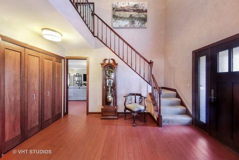 2277 Albright Ln, Wheaton, IL 60189 photo 2