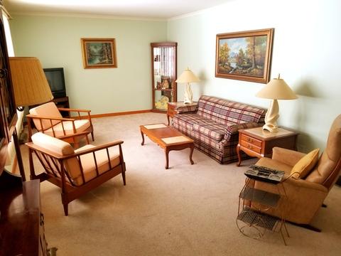 7720 Beloit Ave, Bridgeview, IL 60455 photo 2