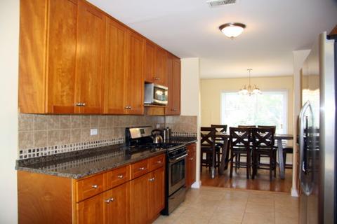 1762 Raleigh Ln, Hoffman Estates, IL 60169 photo 4