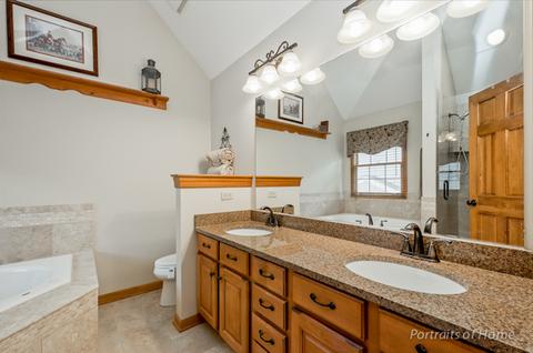 1019 N Cross St, Wheaton, IL 60187 photo 17