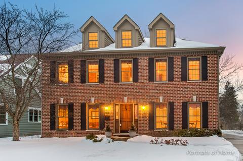 1019 N Cross St, Wheaton, IL 60187 photo 2