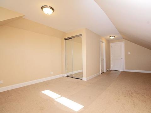 8234 S Champlain Ave, Chicago, IL 60619 photo 22