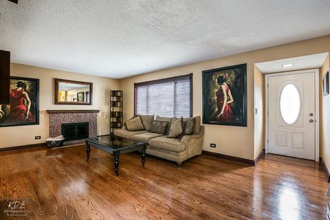 848 Prairie Ave, Bartlett, IL 60103 photo 2