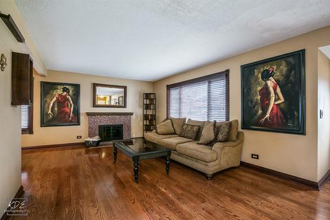 848 Prairie Ave, Bartlett, IL 60103 photo 3