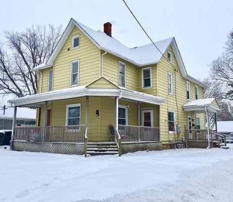 1209 E 3rd St, Sterling, IL 61081 photo 1