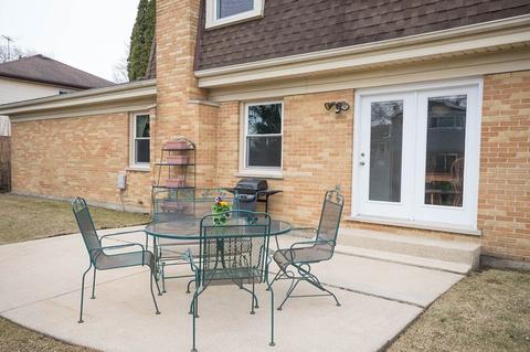 1624 E Cedar Ln, Mount Prospect, IL 60056 photo 39