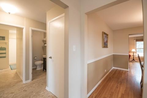 1624 E Cedar Ln, Mount Prospect, IL 60056 photo 21