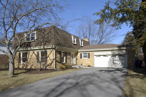 1624 E Cedar Ln, Mount Prospect, IL 60056 photo 1