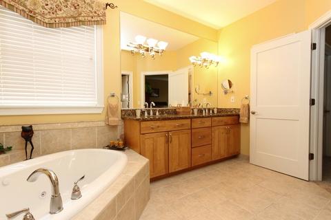 5913 Crosswind Ct, Johnsburg, IL 60051 photo 12