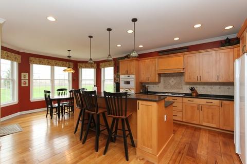 5913 Crosswind Ct, Johnsburg, IL 60051 photo 3