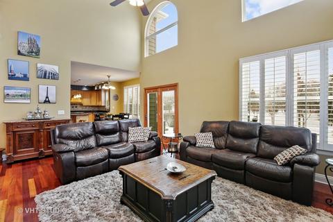 363 W Devon Ave, Roselle, IL 60172 photo 9