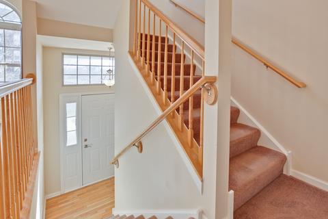 483 Prestwick Ln, Wheeling, IL 60090 photo 2