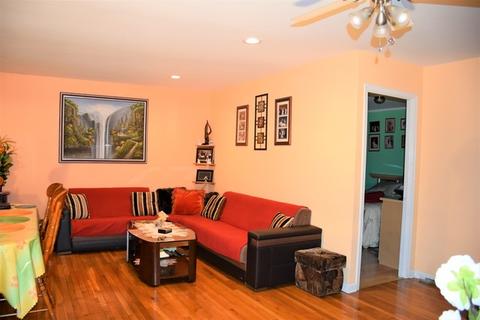 551 Audrey Ln, Wheeling, IL 60090 photo 6