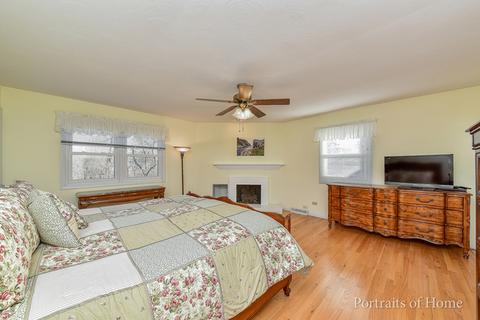 1225 Delles Rd, Wheaton, IL 60189 photo 13