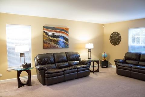 2490 Amber Ln, Elgin, IL 60123 photo 5