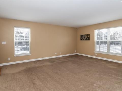 2490 Amber Ln, Elgin, IL 60123 photo 7