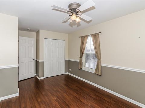 2490 Amber Ln, Elgin, IL 60123 photo 22