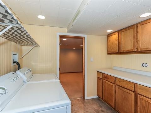 2490 Amber Ln, Elgin, IL 60123 photo 27