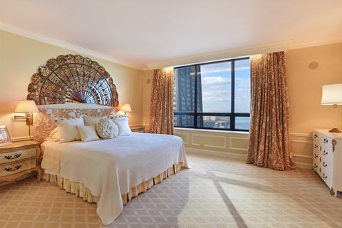 180 E Pearson St #7003, Chicago, IL 60611 photo 14