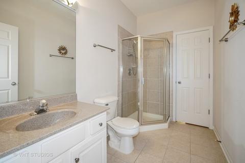 2958 Red Barn Ct, Aurora, IL 60503 photo 8