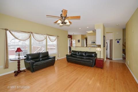2958 Red Barn Ct, Aurora, IL 60503 photo 2