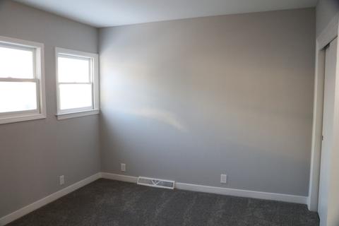 606 Flagg St, Aurora, IL 60505 photo 13
