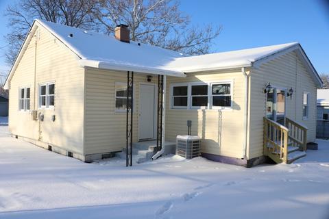 606 Flagg St, Aurora, IL 60505 photo 24