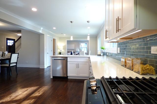  1106 N Westgate Rd, Mount Prospect, IL 60056 photo 6