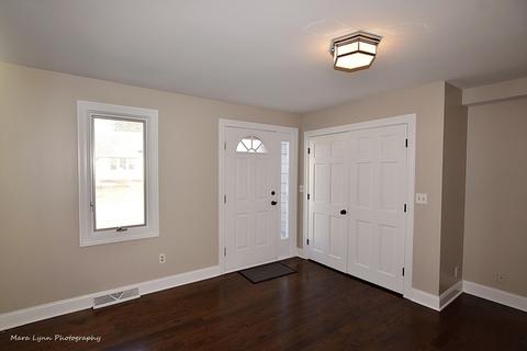 324 Spring St, Geneva, IL 60134 photo 3