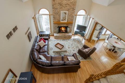 885 Pearson Rd, Cary, IL 60013 photo 4
