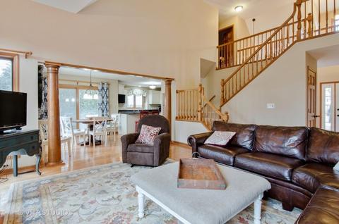 885 Pearson Rd, Cary, IL 60013 photo 6