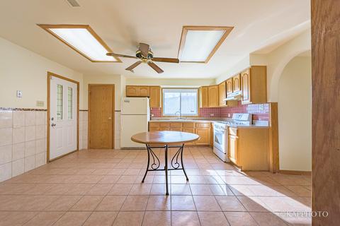 8521 S 77th Ct, Bridgeview, IL 60455 photo 7