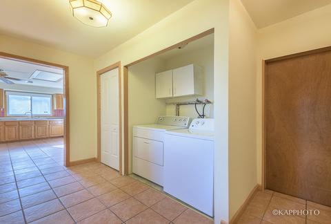 8521 S 77th Ct, Bridgeview, IL 60455 photo 24