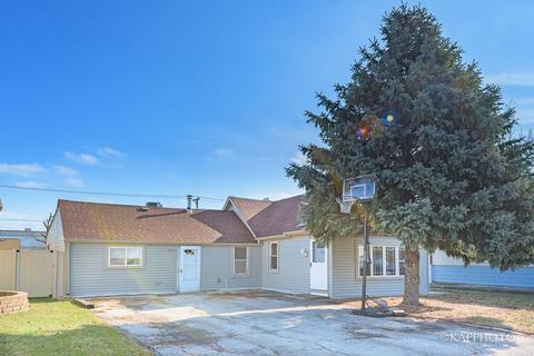 8521 S 77th Ct, Bridgeview, IL 60455 photo 2