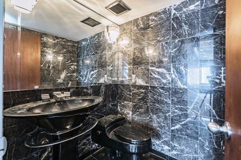 175 E Delaware Pl #8408, Chicago, IL 60611 photo 9