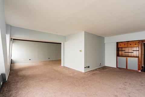 175 E Delaware Pl #8408, Chicago, IL 60611 photo 5