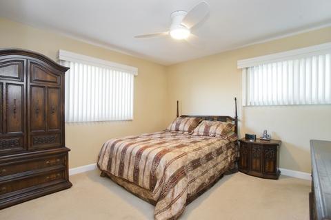 591 Milton Ln, Hoffman Estates, IL 60169 photo 7