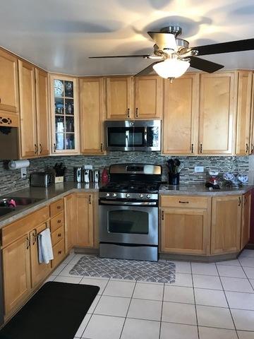 3604 Kingfisher Ln, Rolling Meadows, IL 60008 photo 4