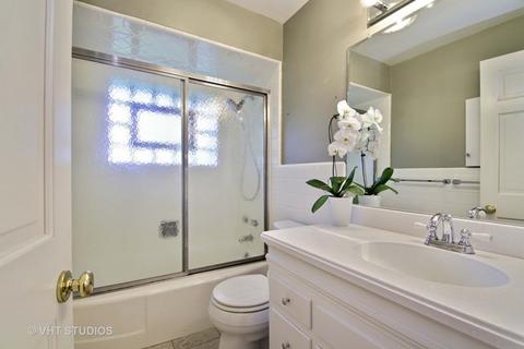 300 Drexel Ln, Glencoe, IL 60022 photo 10