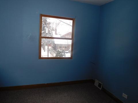 719 E Benton St, Aurora, IL 60505 photo 12