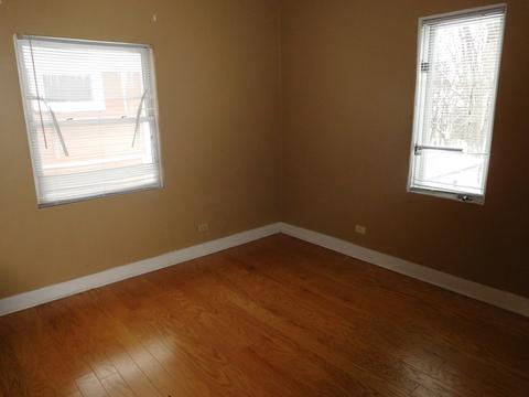 719 E Benton St, Aurora, IL 60505 photo 7