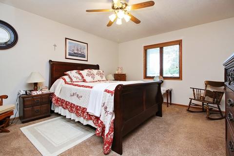 518 E Park View Dr, Gilman, IL 60938 photo 9