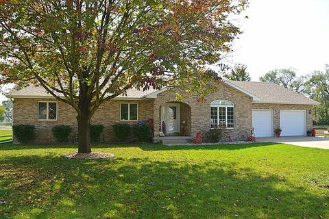 518 E Park View Dr, Gilman, IL 60938 photo 1