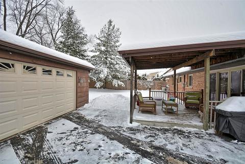 6932 Olympic Dr, Bridgeview, IL 60455 photo 18