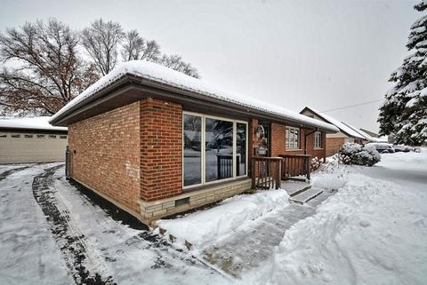 6932 Olympic Dr, Bridgeview, IL 60455 photo 21