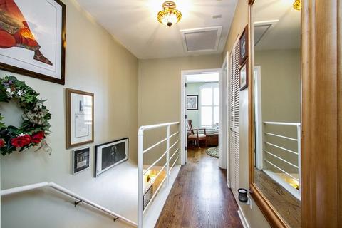 516 E 32nd St #C, Chicago, IL 60616 photo 10