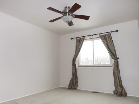 651 Darien Ct, Hoffman Estates, IL 60169 photo 9