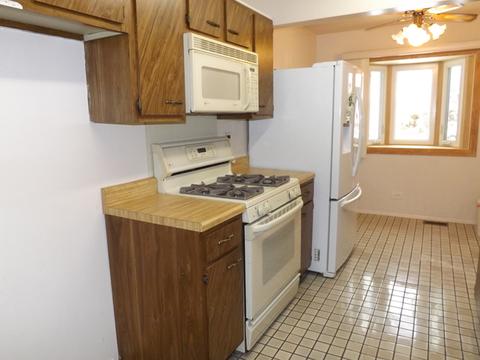 651 Darien Ct, Hoffman Estates, IL 60169 photo 14