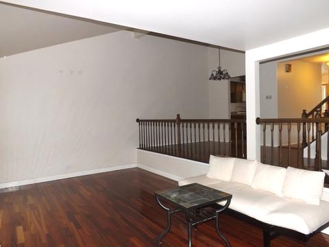 651 Darien Ct, Hoffman Estates, IL 60169 photo 7